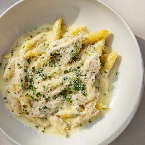Tinis Creamy Chicken Pasta